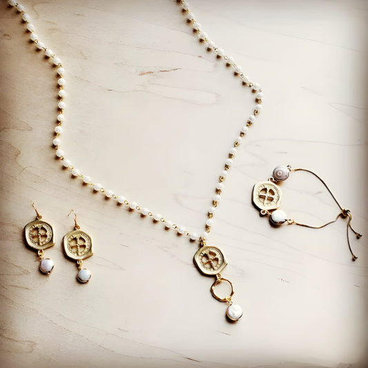 Pearl Necklace with Freshwater Pearl Medallion