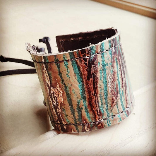 Leather Cuff in Turquoise Chateau